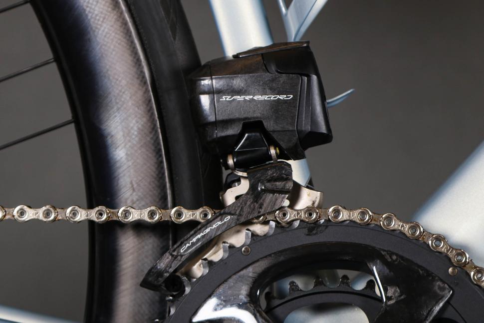 2023 Sarto Raso Super Record Wireless - front mech.jpg