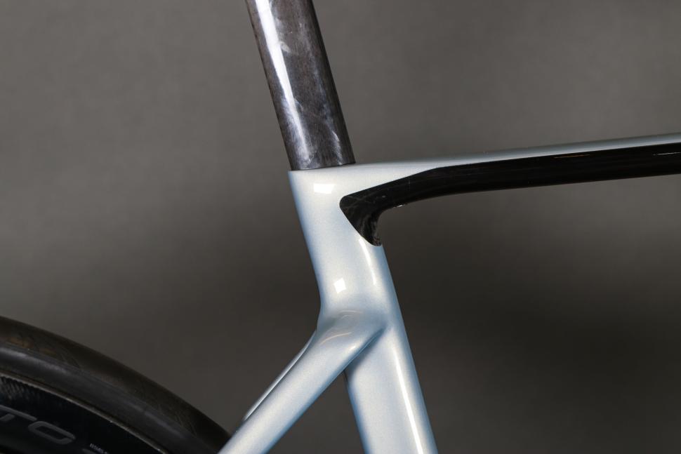 2023 Sarto Raso Super Record Wireless - seat tube junction.jpg