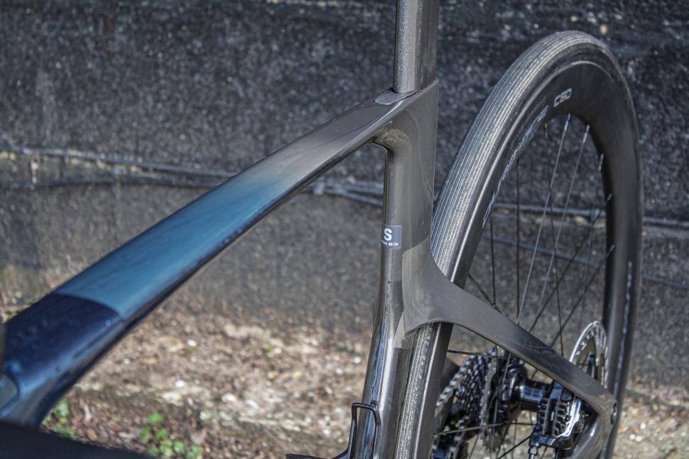 2023 Scott Foil Rc Pro paintwork fade.JPG