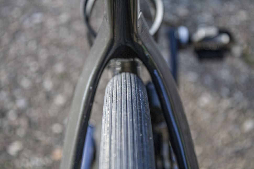 2023 Scott Foil Rc Pro rear tyre clearance.JPG