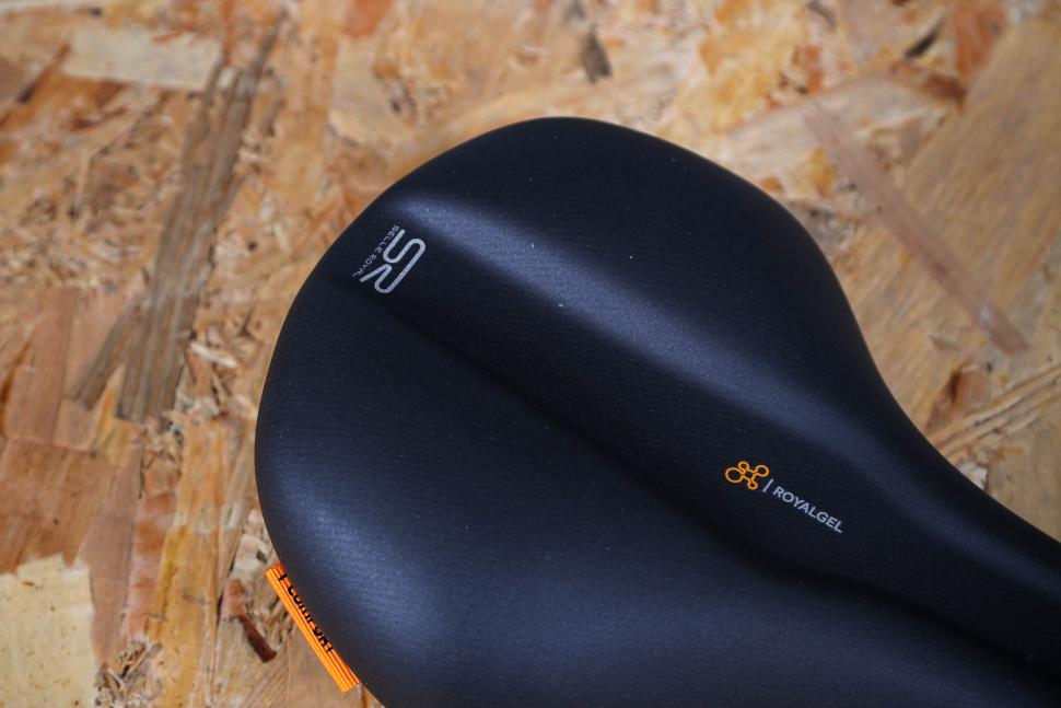 2023 Selle Royal Explora saddle - rear.jpg