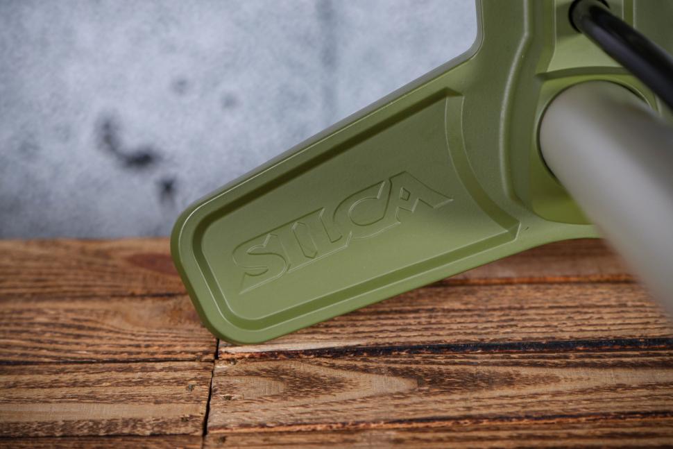 2023 Silca Terra Floor Pump - footplate 2.jpg