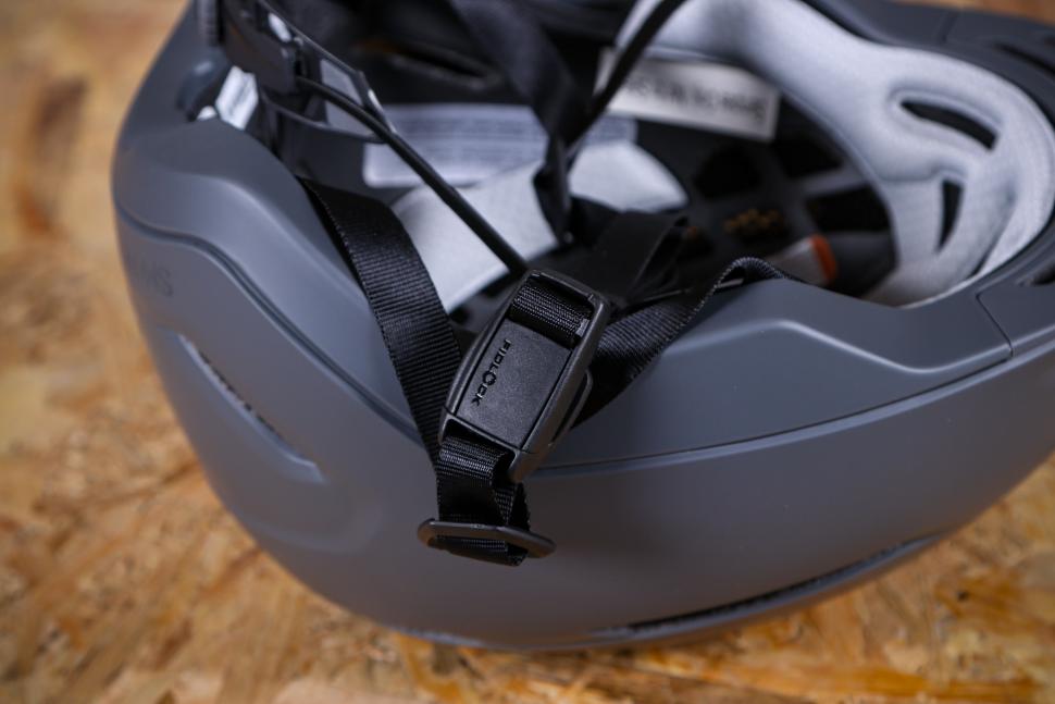 2023 Smith Dispatch Helmet - Fidlock strap.jpg