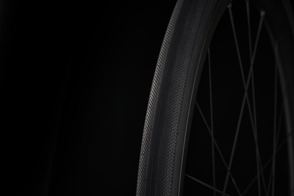 2023 Specialized S-Works Mondo tyre - 1 (3)