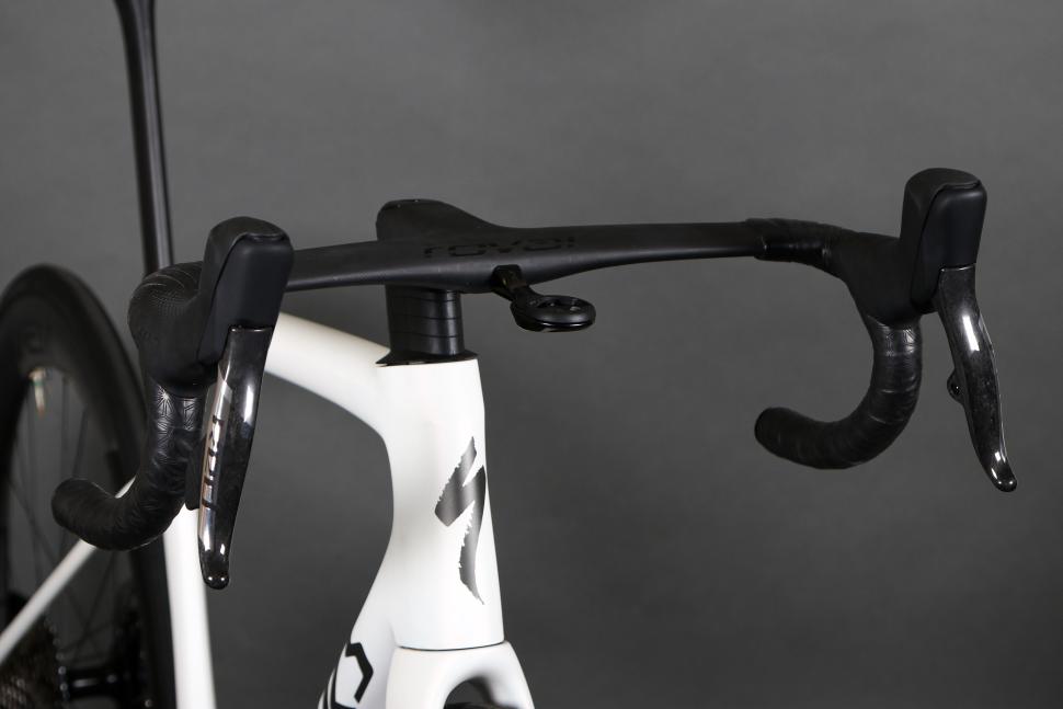 2023 Specialized S-Works Tarmac SL8 - SRAM Red eTap AXS - bars 1.jpg