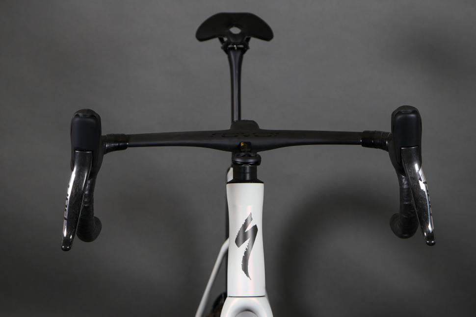 2023 Specialized S-Works Tarmac SL8 - SRAM Red eTap AXS - bars 2.jpg