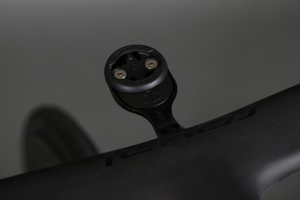 2023 Specialized S-Works Tarmac SL8 - SRAM Red eTap AXS - computer mount.jpg