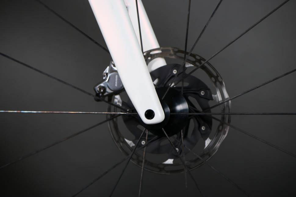 2023 Specialized S-Works Tarmac SL8 - SRAM Red eTap AXS - fork detail.jpg