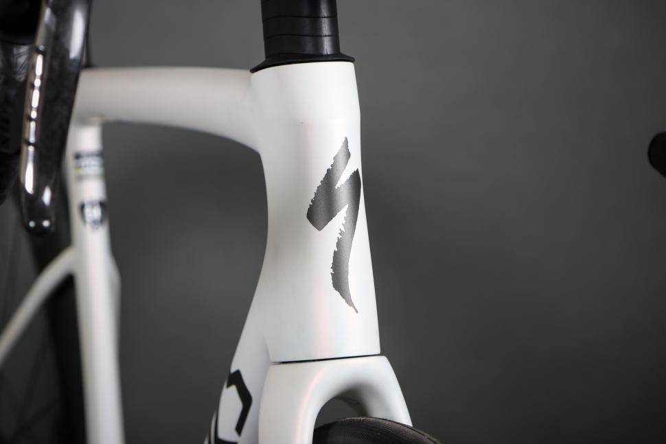 2023 Specialized S-Works Tarmac SL8 - SRAM Red eTap AXS - head tube badge.jpg