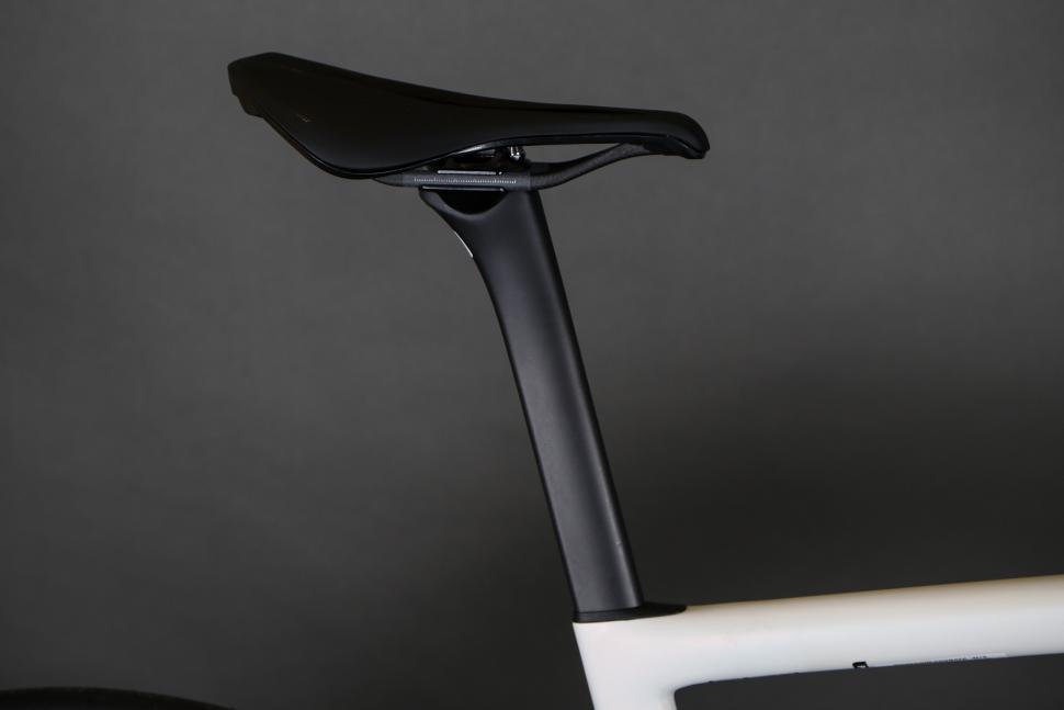 2023 Specialized S-Works Tarmac SL8 - SRAM Red eTap AXS - saddle and post.jpg