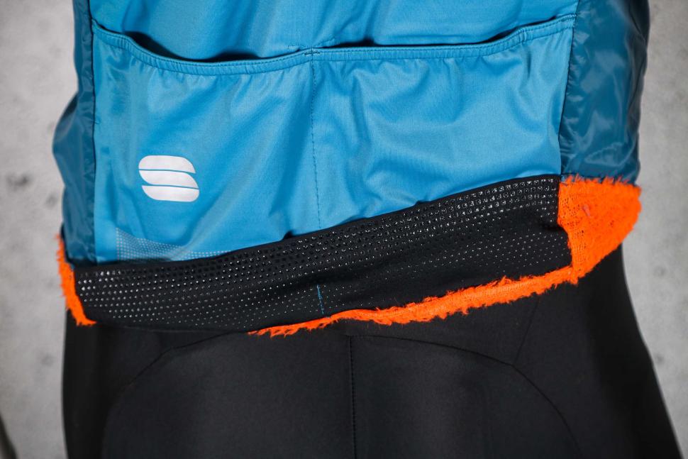 2023 Sportful Giara Layer Vest - gripper.jpg