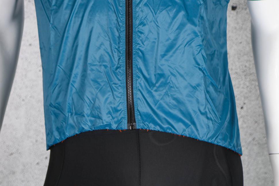 2023 Sportful Giara Layer Vest - hem.jpg