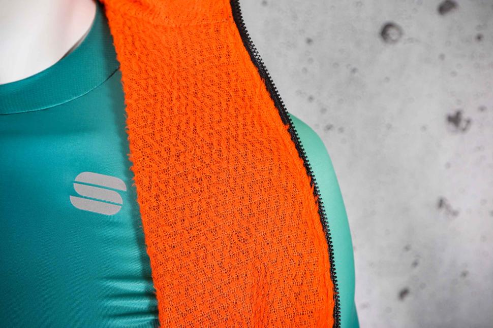 2023 Sportful Giara Layer Vest - lining.jpg