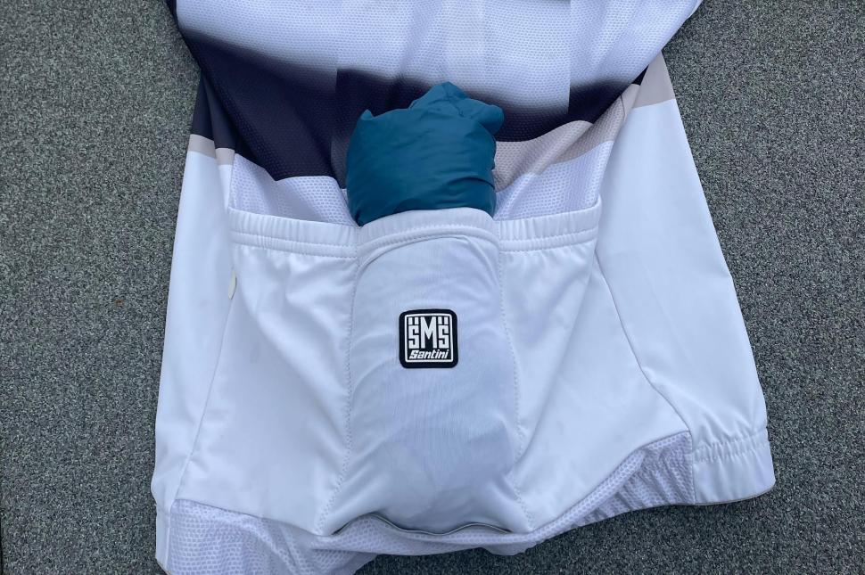 2023 Sportful Giara Layer Vest rolled 2.jpeg