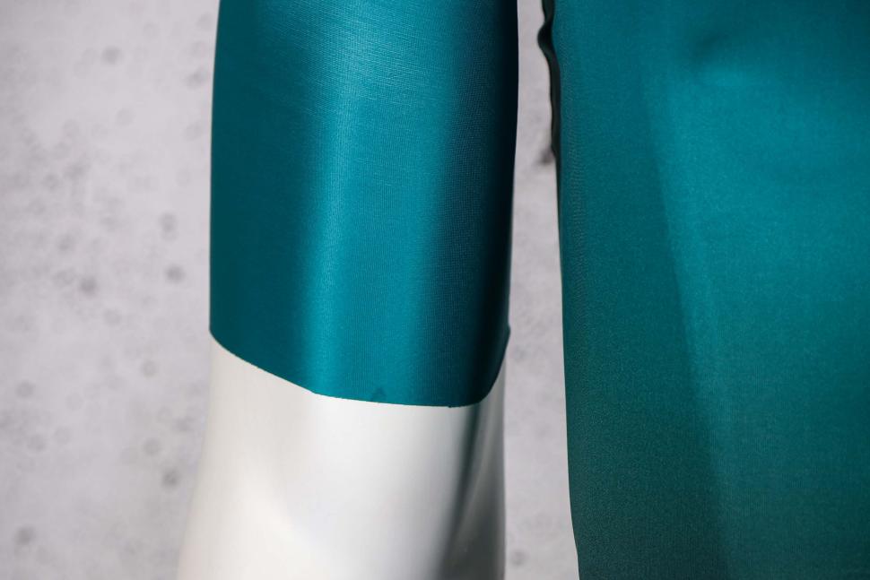 2023 Sportfull Bomber Jersey - cuff.jpg