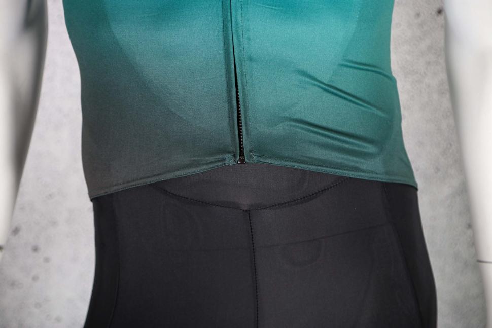 2023 Sportfull Bomber Jersey - hem.jpg