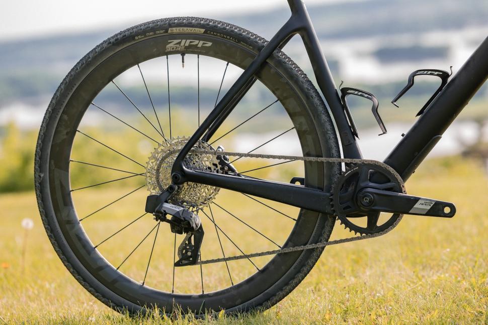 2023 SRAM Apex XPLR AXS groupset - 23.jpeg