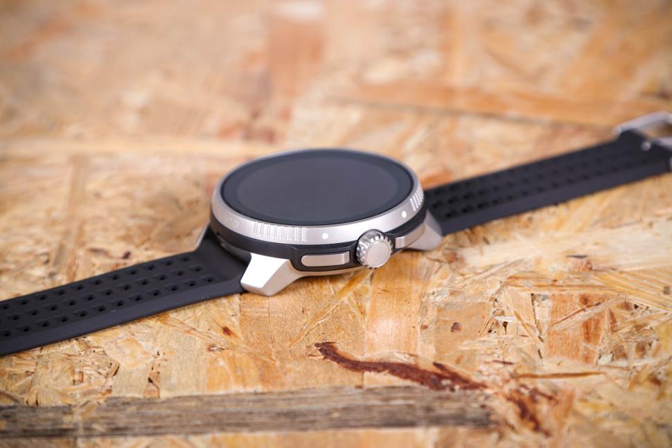 2023 Suunto Race - buttons.jpg