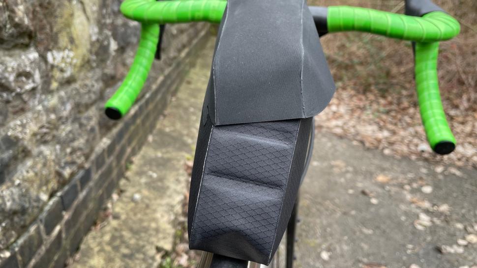 2023 Tailfin Top Tube Bag 1.1 Litre - wonky lid.jpeg