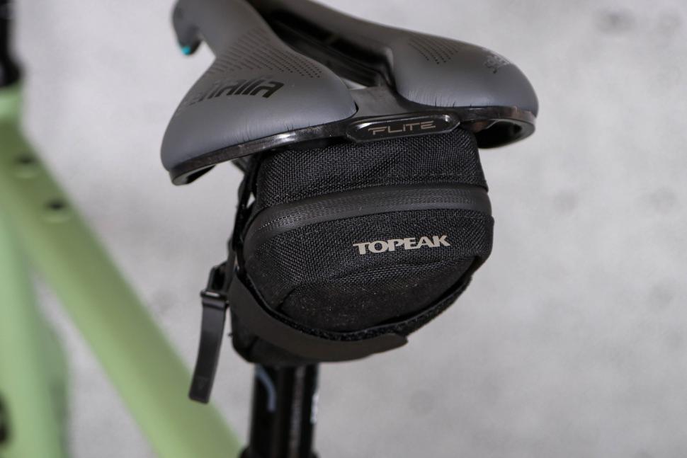 2023 Topeak Elementa Seatbag - back.jpg