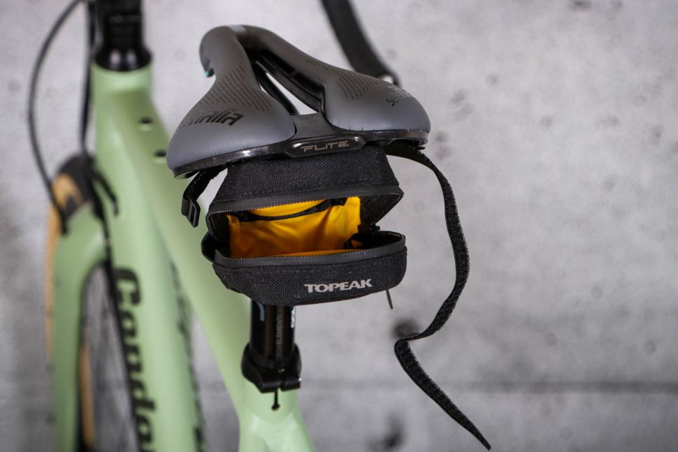 2023 Topeak Elementa Seatbag - open.jpg