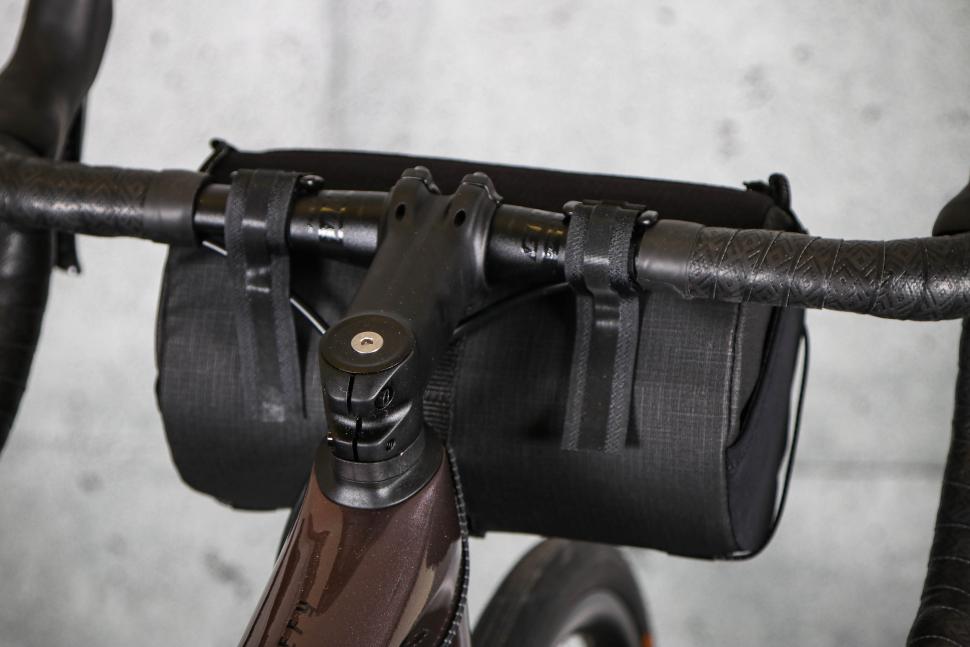 2023 Topeak Tubular Barbag - back.jpg