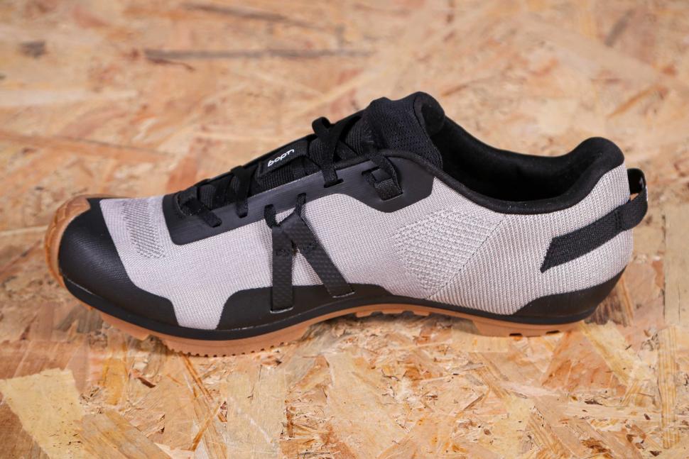 2023 Udog Distanza shoes - instep.jpg