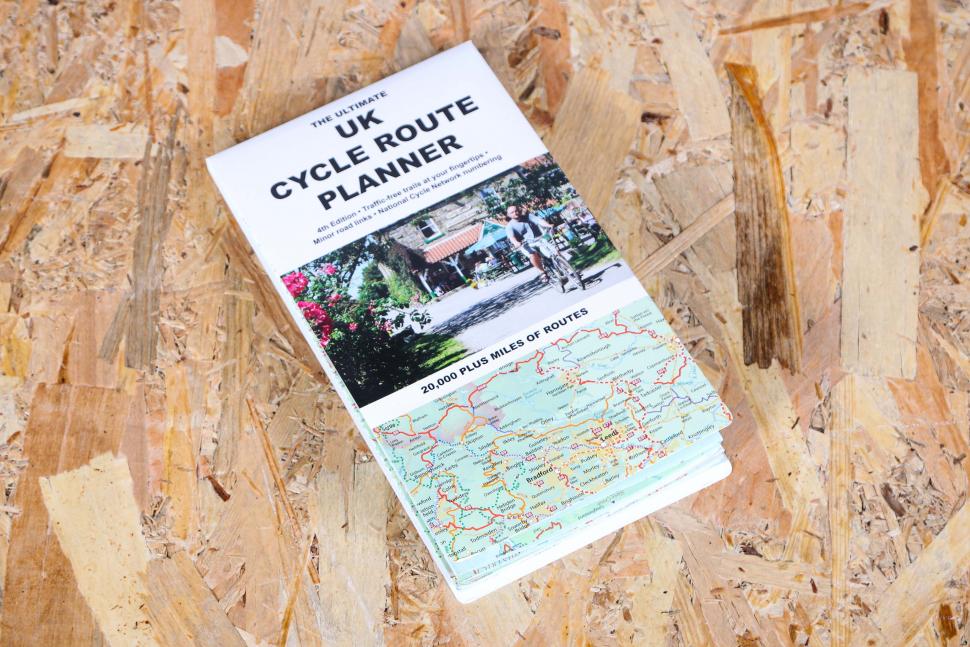 2023 The Ultimate UK Cycle Route Planner 4th Edition.jpg
