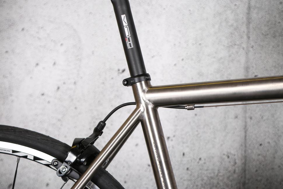 2023 Van Nicholas Boreas - seat tube junction.jpg