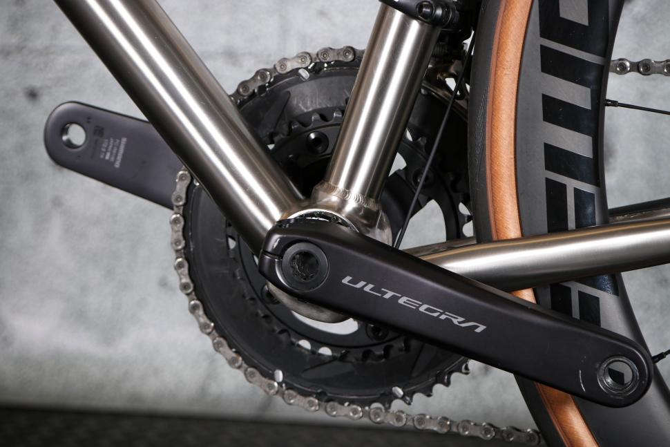 2023 Van Nicholas Zephyr - bottom bracket.jpg