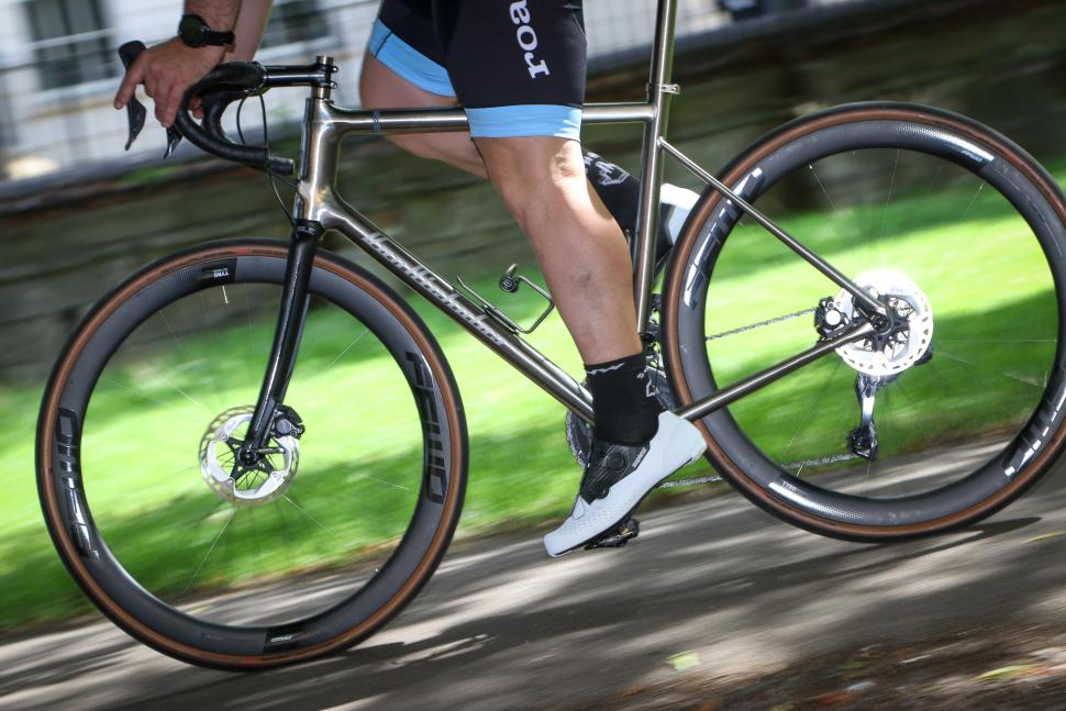 2023 Van Nicholas Zephyr riding -4.jpg