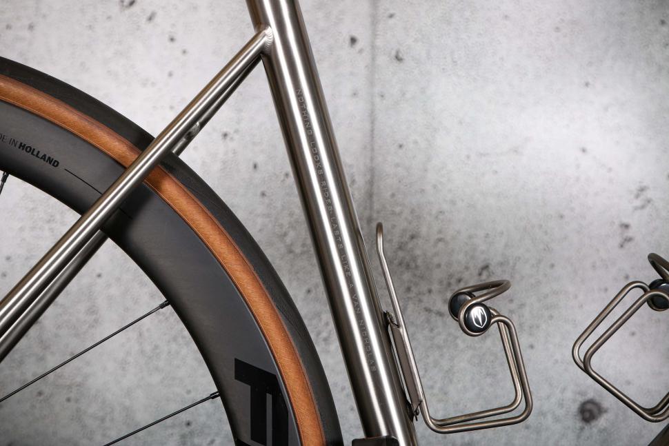 2023 Van Nicholas Zephyr - seat tube.jpg