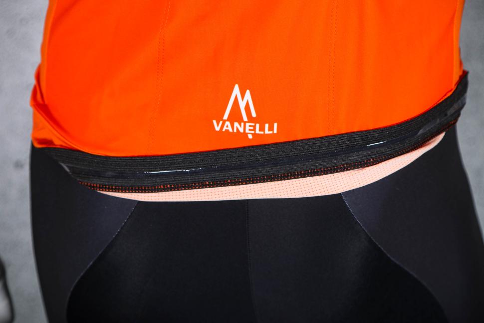 2023 Vanelli Proline Jersey - gripper.jpg