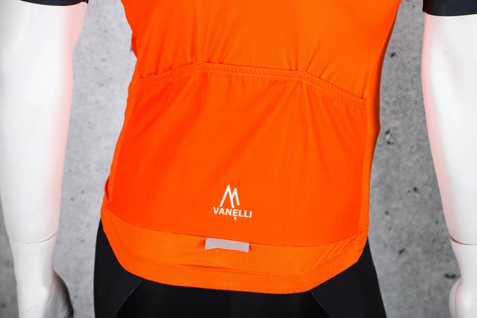 2023 Vanelli Proline Jersey - pockets.jpg