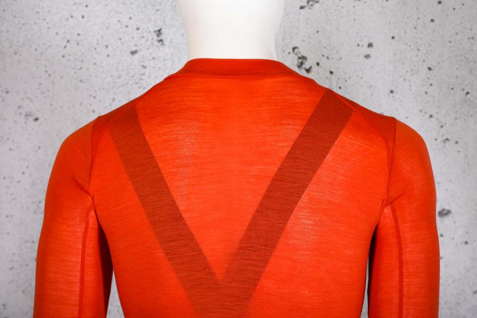 2023 Velocio Concept Merino Long Sleeve Jersey - shoulders.jpg