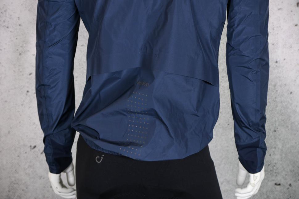 2023 Velocio Mens Ultralight Rain jacket - tail.jpg