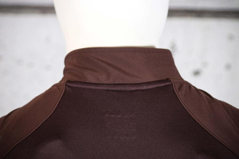 2023 Velocio Signature Softshell Vest - collar back.jpg