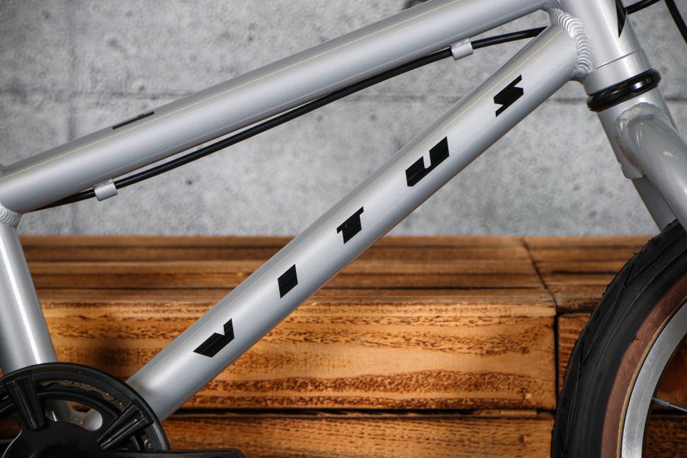 2023 Vitus 14 Kids Bike - downtube.jpg