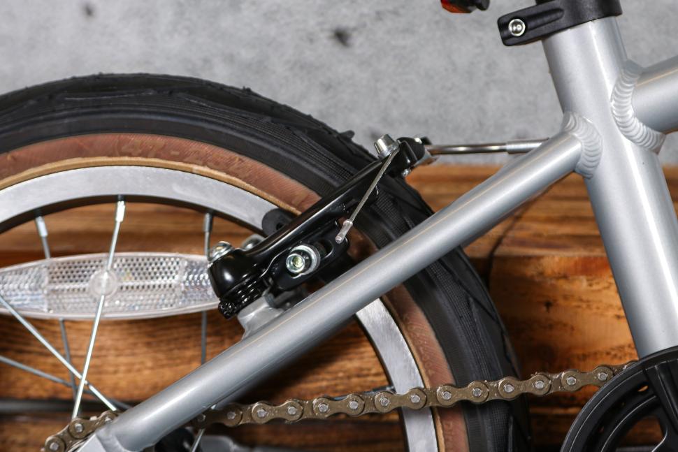 2023 Vitus 14 Kids Bike - rear brake 2.jpg
