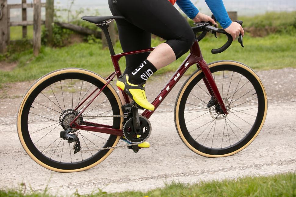2023 Vitus Venon Evo - RS Riding 1