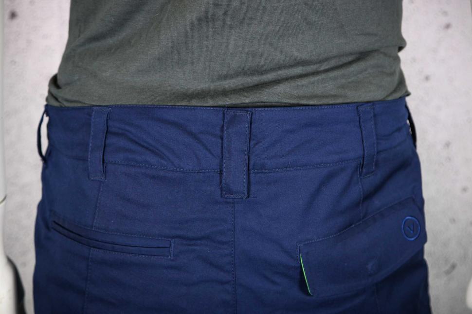 2023 Vulpine Mens Rain Trousers - back pocket detailbelt loops.jpg