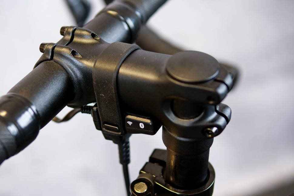 2023 Wahoo Kickr Bike Shift - stem.jpg