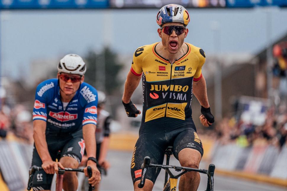 2023 Wout Van Aert © Zac Williams-SWpix.com - 1