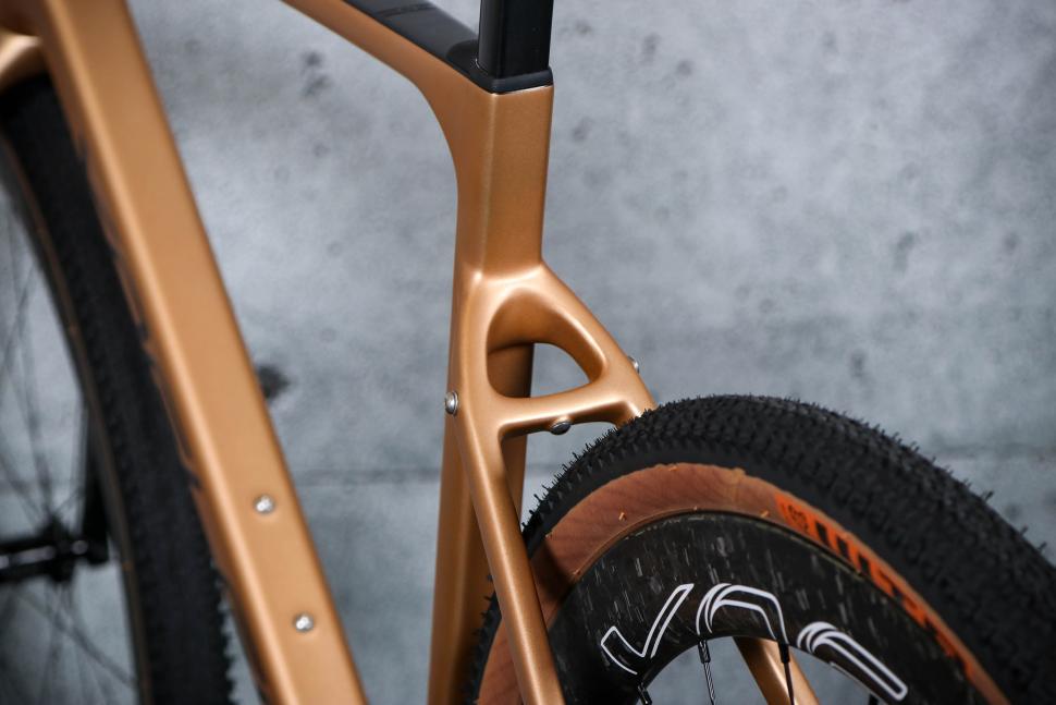 2023 Yoeleo G21 DB PRO Gravel Bike - seat stays.jpg