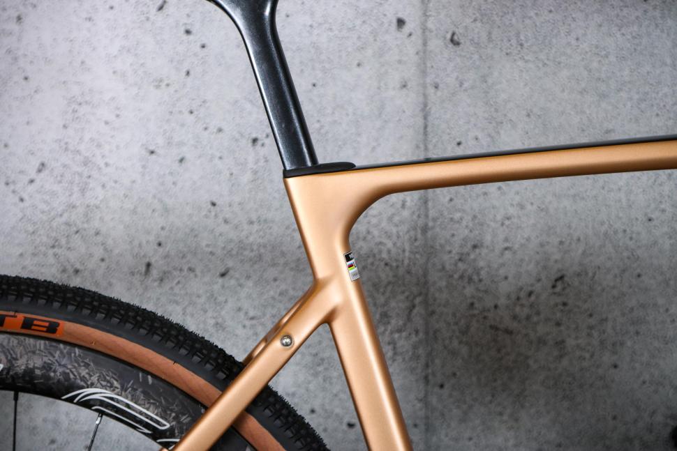 2023 Yoeleo G21 DB PRO Gravel Bike - seat tube junction.jpg
