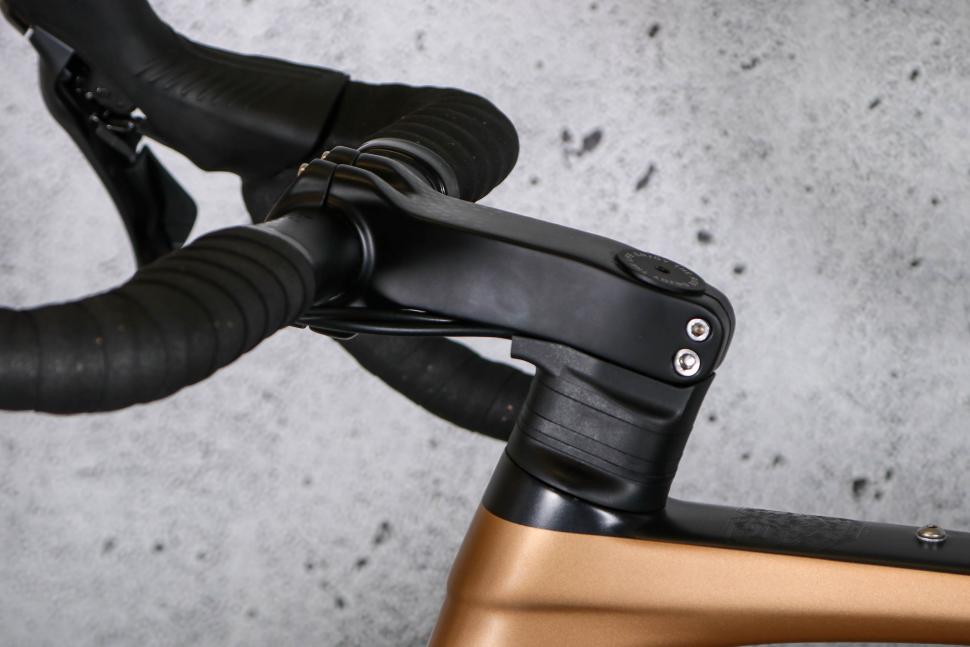 2023 Yoeleo G21 DB PRO Gravel Bike - stem.jpg