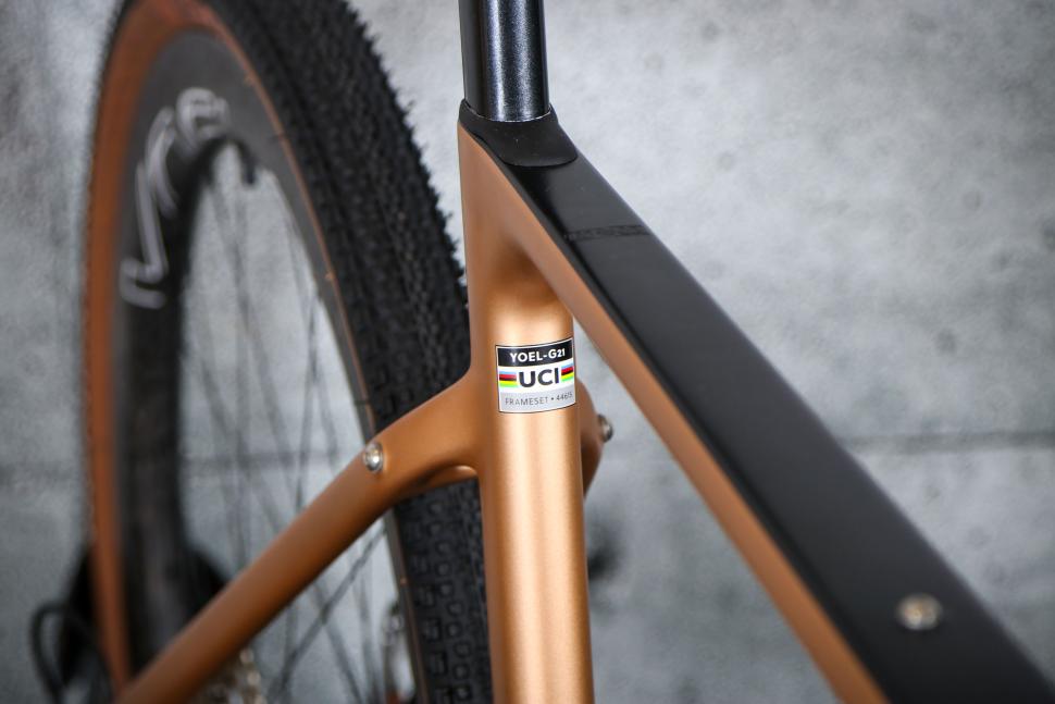 2023 Yoeleo G21 DB PRO Gravel Bike - UCI sticker.jpg