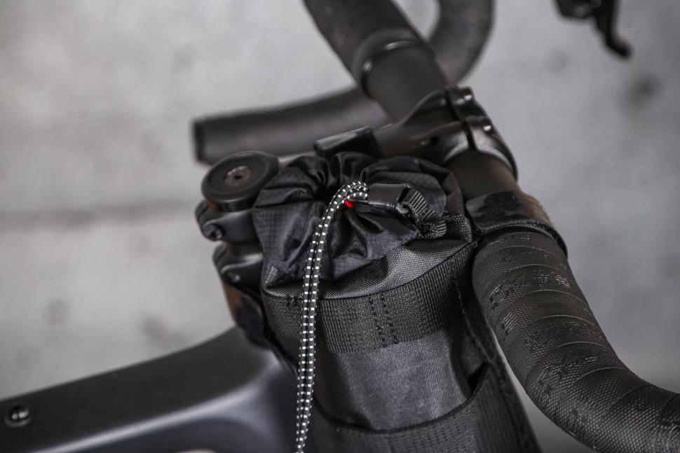 2023 Zefal Z Adventure Pouch Bag - side detail.jpg
