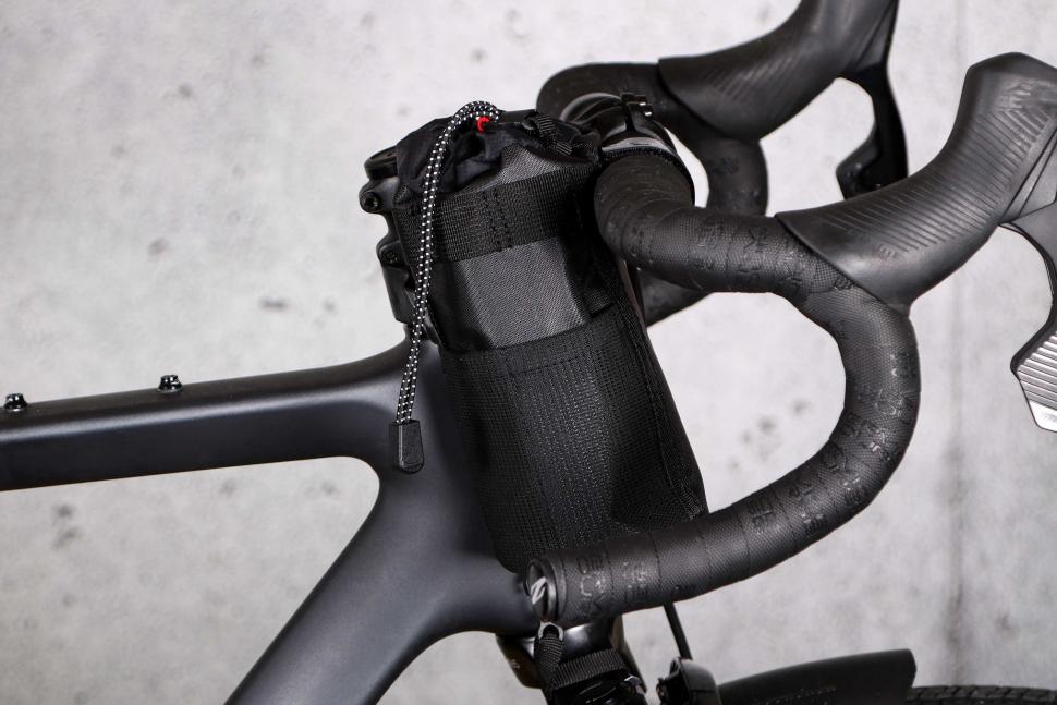 2023 Zefal Z Adventure Pouch Bag - side.jpg