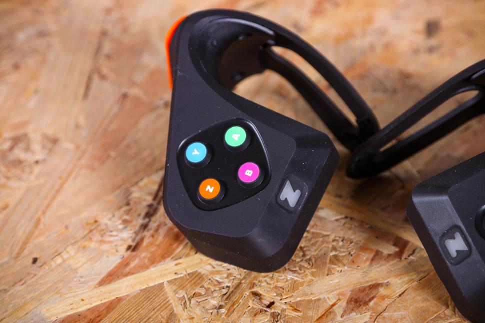 2023 Zwift Play - buttons 1.jpg